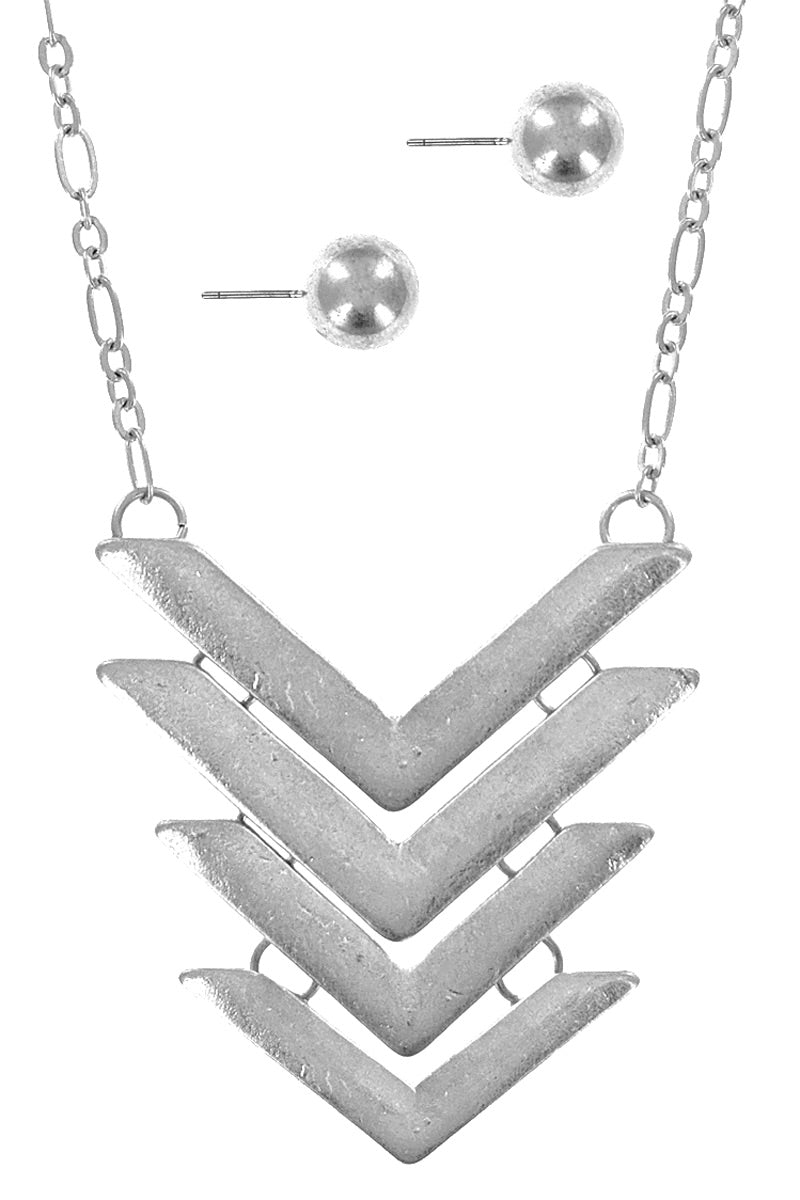 Worn Silver Multi Arrow Necklace Set