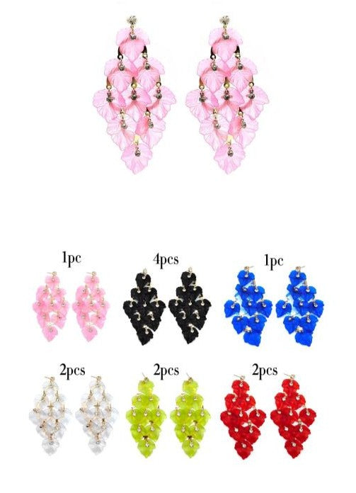 Minimalist Earrings Design