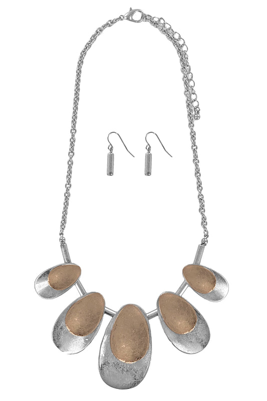 Worn Silver Oval Metal Necklace Set