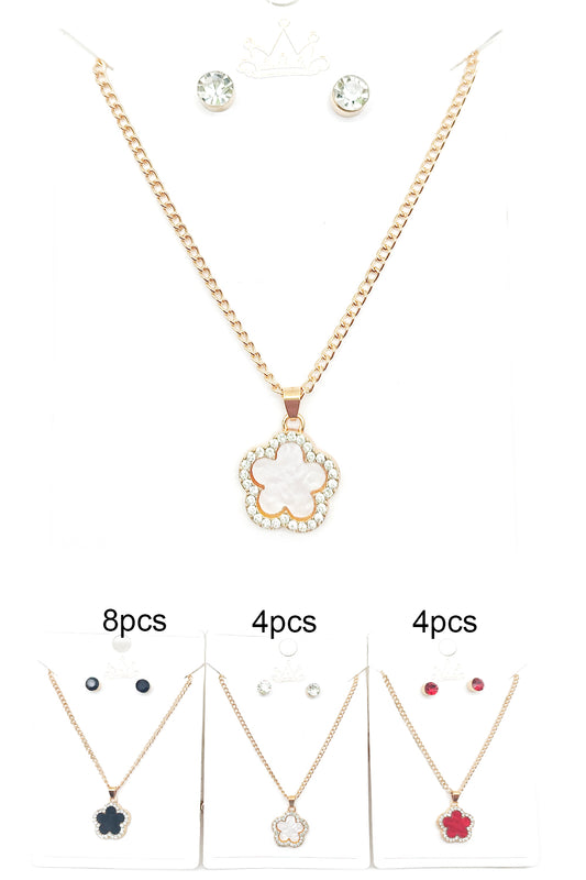 Flower Design Pendant Necklace Set