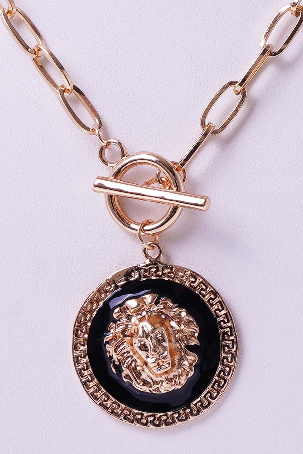 Gold Lion Pendant Chain Necklace