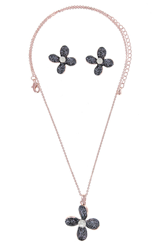 Rose Pendant Necklace Set