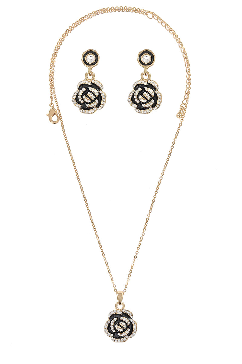 Gold Plated Flower Pendant Necklace Set
