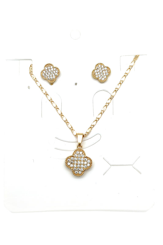 Rhinestone Clover Design Pendant Necklace Set