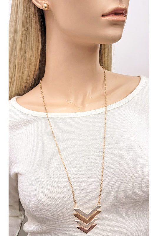 Multi Color Arrow Necklace Set