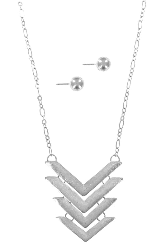 Worn Silver Multi Arrow Necklace Set