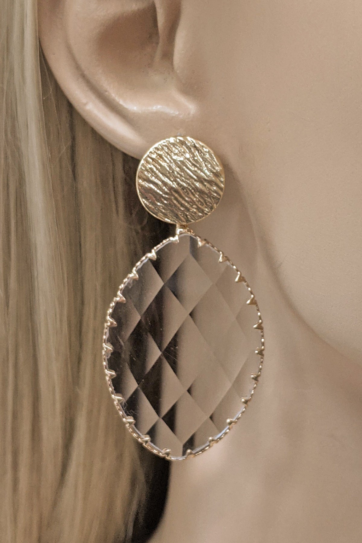 Clear Glass Drop Earring
